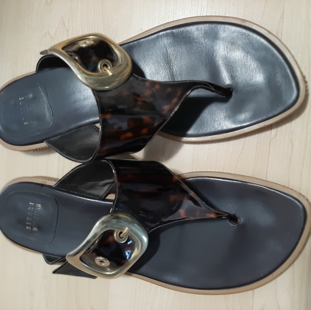 Sandal